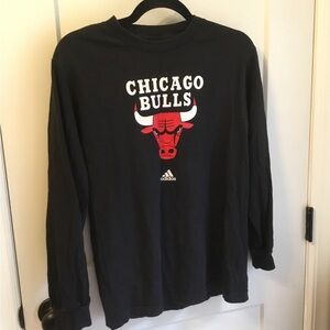 Adidas Chicago Bulls Black Crew Neck Shirt Size Small Men’s